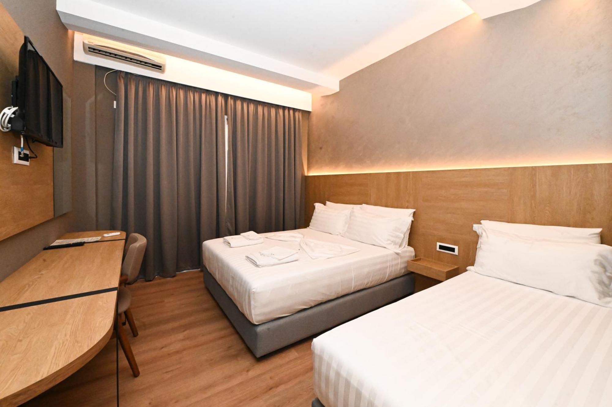 Hotel Panorama Himare Esterno foto